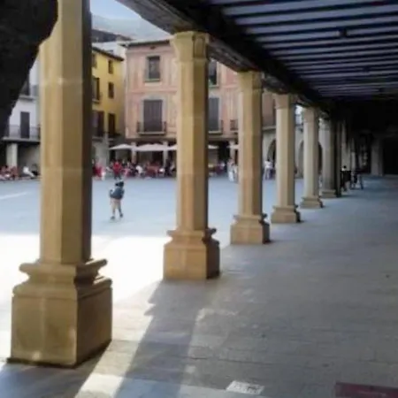 Plaza Espana Apartmán *